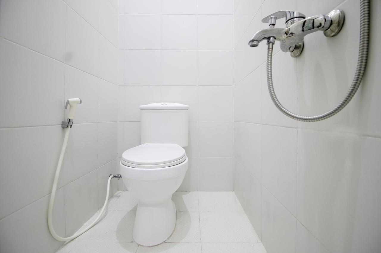 Reddoorz Plus Near Stie Ykpn Maguwo Εξωτερικό φωτογραφία